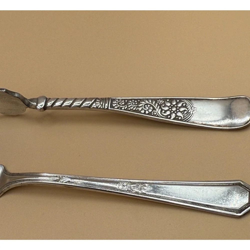 ✨Pair of Antique Silver Plated Butter Knives 1847 Rogers & Wm Rogers AA